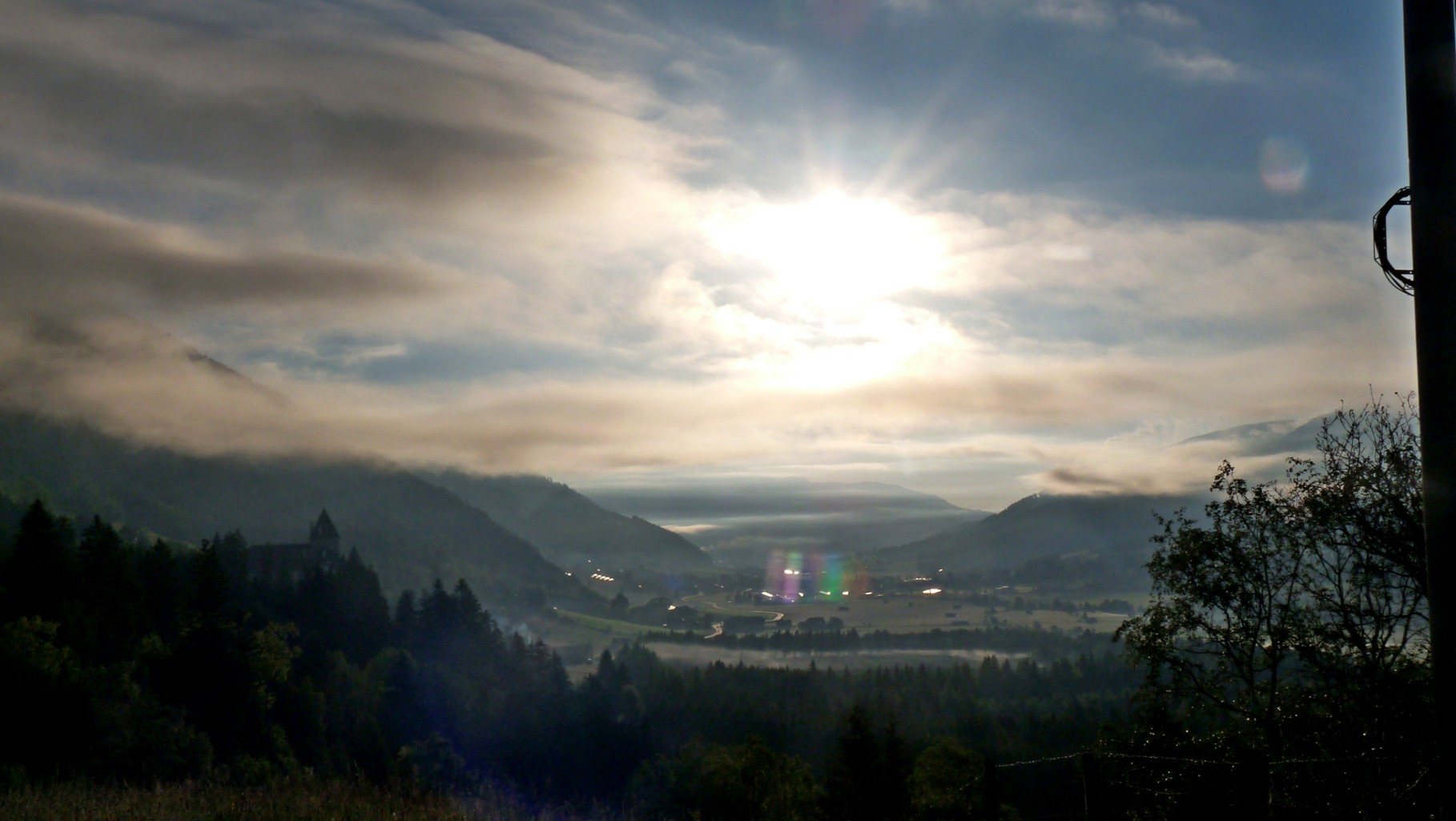 frühmorgens auf der Fahrt ins Weisspriachtal